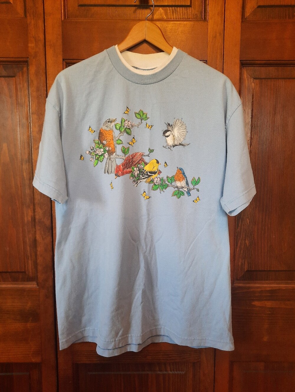 Vintage 100% Cotton Blue Bird Butterfly Graphic Double Collar T-shirt Size XL